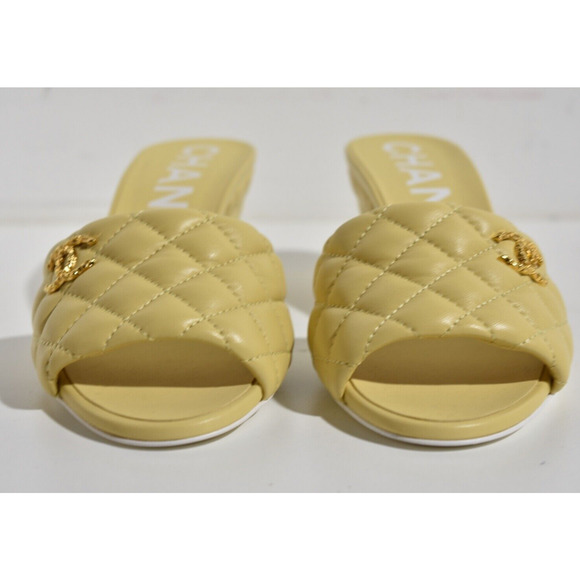 Chanel 22P Yellow Lambskin Quilted CC Gold Logo Cone Heel Mule Slide Sandal 41.5 - Picture 7 of 11
